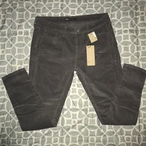 🆕 Levi's 535 Corduroy Legging